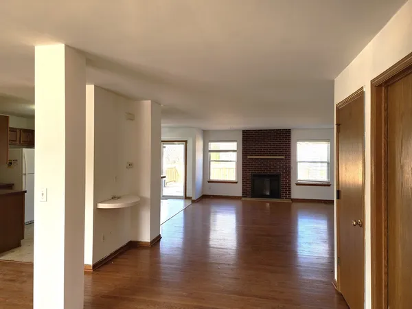 $262,000 | 419 Driftwood Court, DeKalb, IL 60115