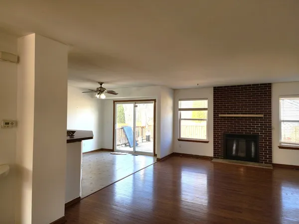 $262,000 | 419 Driftwood Court, DeKalb, IL 60115