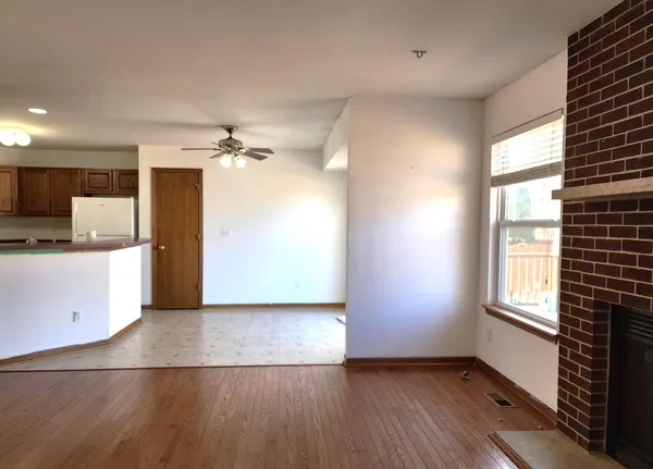 $262,000 | 419 Driftwood Court, DeKalb, IL 60115