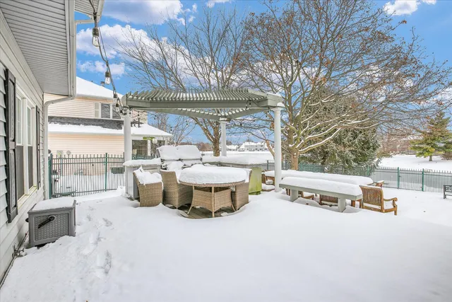 $669,900 | 2205 Edgewater Place, Champaign, IL 61822