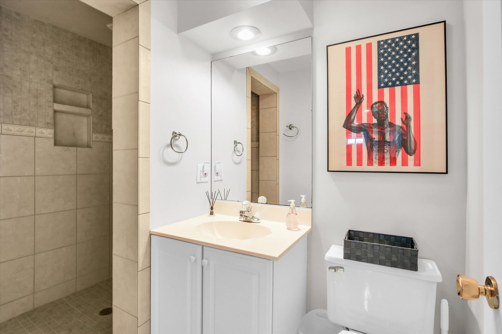 2205 Edgewater Place Champaign, IL 61822 - Photo 55 of 71 a bathroom with a sink and a mirror