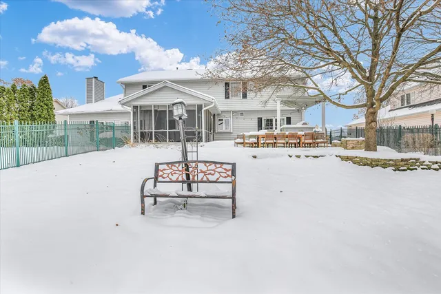 $669,900 | 2205 Edgewater Place, Champaign, IL 61822