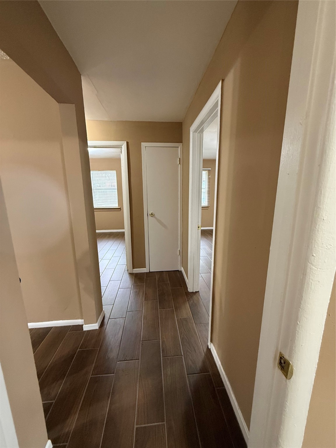 11216 Rusty Street Houston, TX 77093 - Photo 11 of 18 a view of a hallway