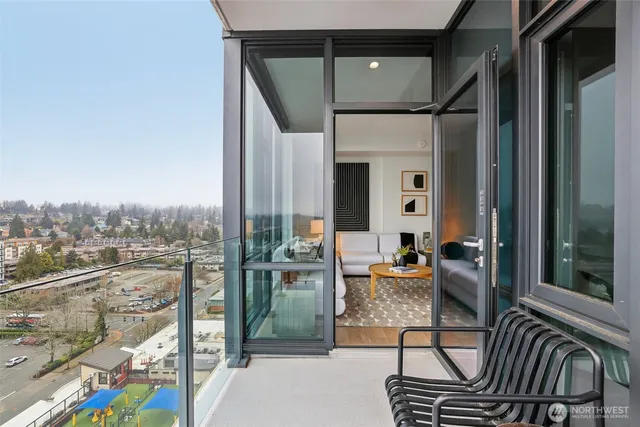 $975,000 | 889 Avenue Square Northeast, Unit 703, Bellevue, WA 98004