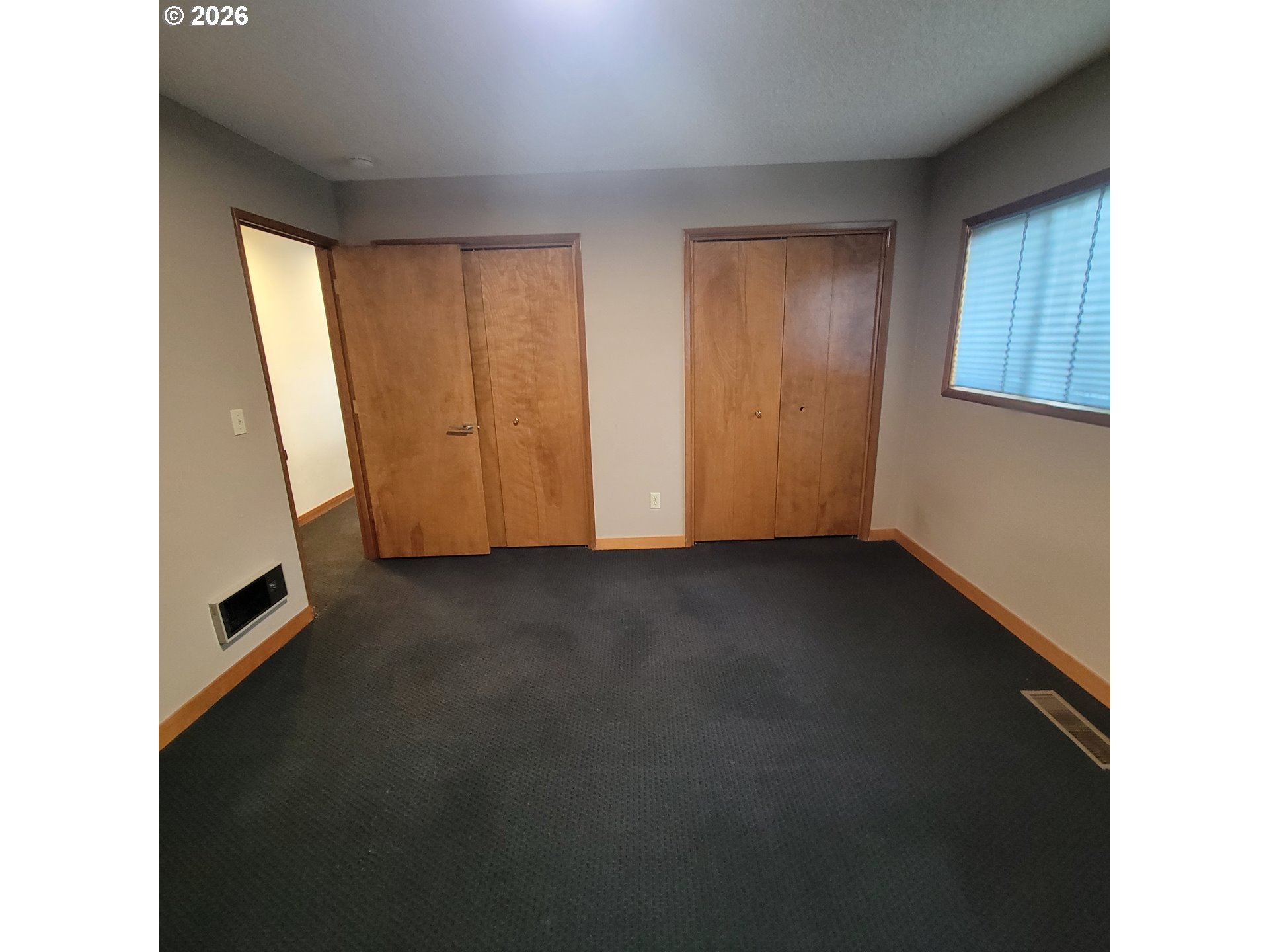 755 Southwest Chestnut Street Portland, OR 97219 - Photo 24 of 39