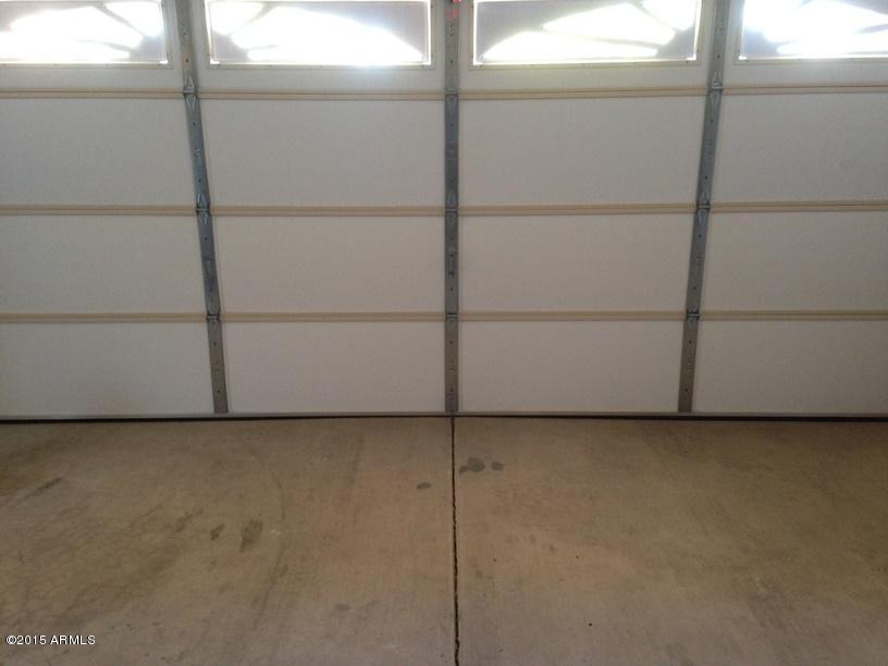 725 West Silver Creek Road Gilbert, AZ 85233 - Photo 23 of 26 Garage