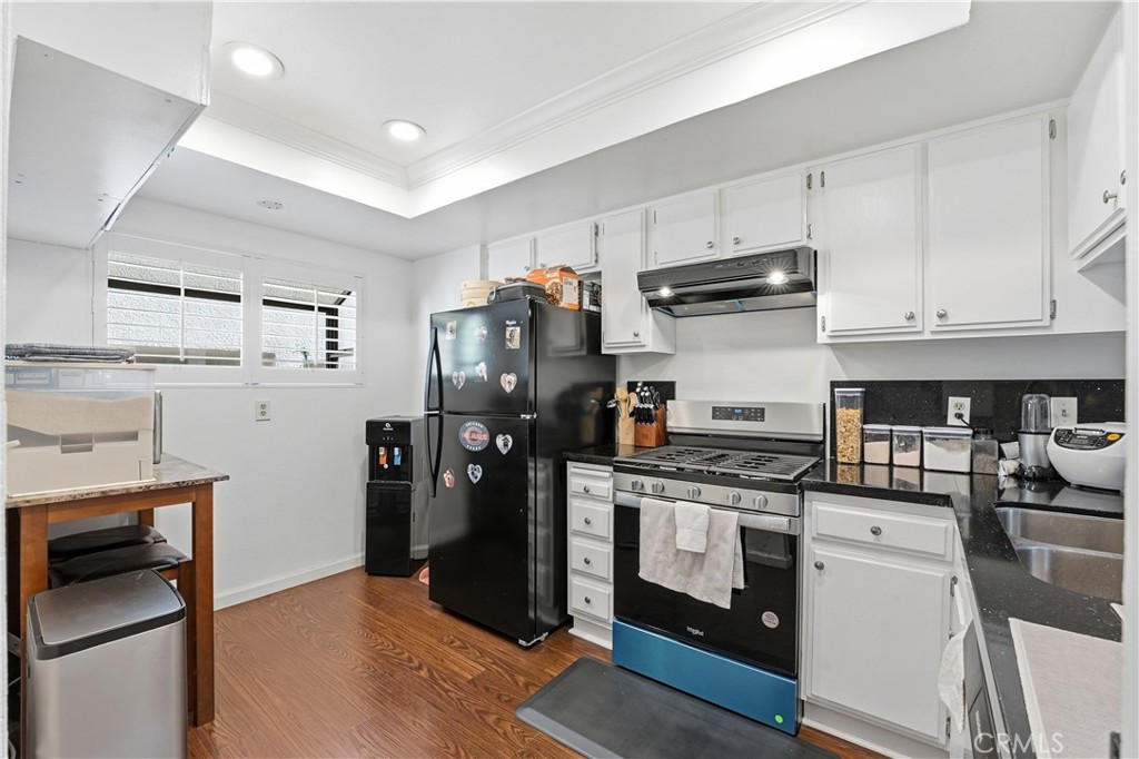 1655 West Lambert Road, Unit G La Habra, CA 90631 - Photo 14 of 21 Kitchen.