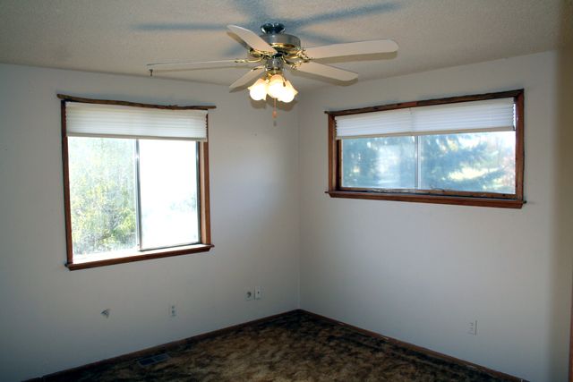 811 West Salnave Road Cheney, WA 99004 - Photo 6 of 9 Gallery Image 6