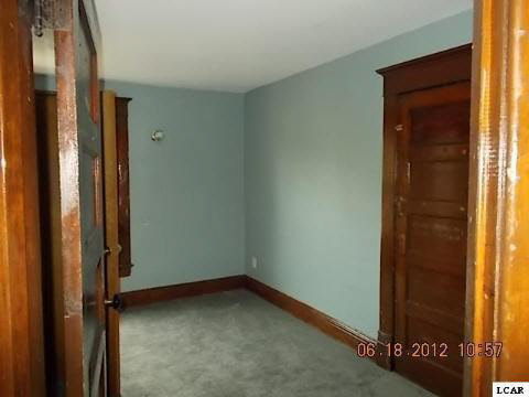 East Butler Adrian, MI 49221 - Photo 14 of 16 20094846-13.JPG