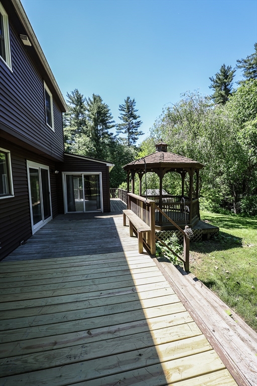 428 Michael Sears Road Belchertown, MA 01007 - Photo 9 of 30