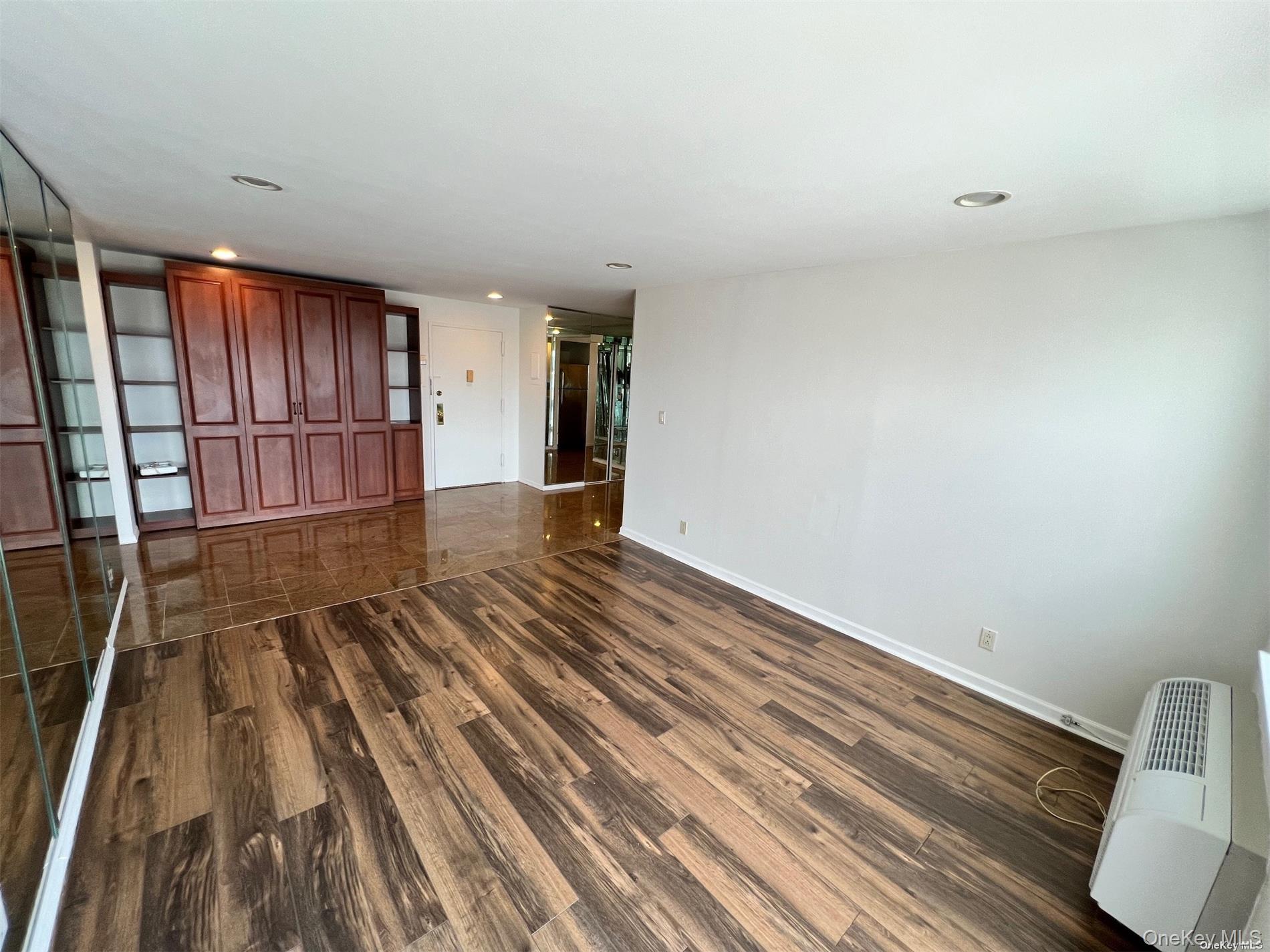 2 Richmond Road, Unit PH 6R Lido Beach, NY 11561 - Photo 9 of 19 a view of wooden floor with wooden floor