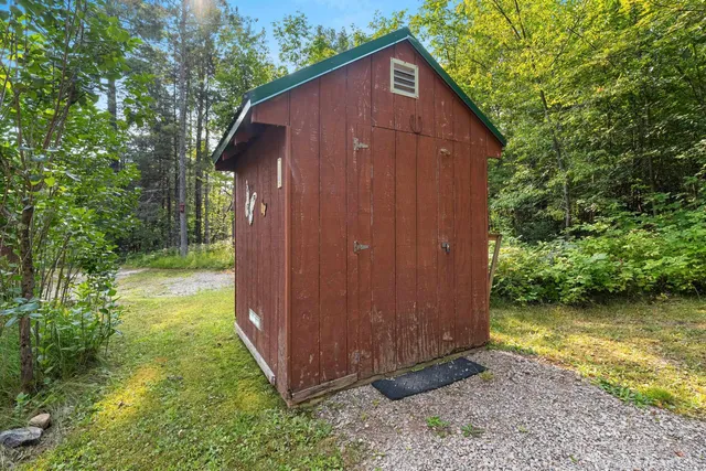 $405,000 | W6380 County Road K, Amberg, WI 54102