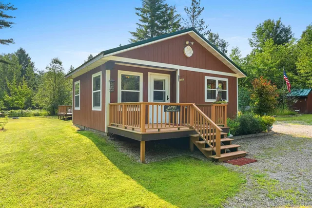 $405,000 | W6380 County Road K, Amberg, WI 54102