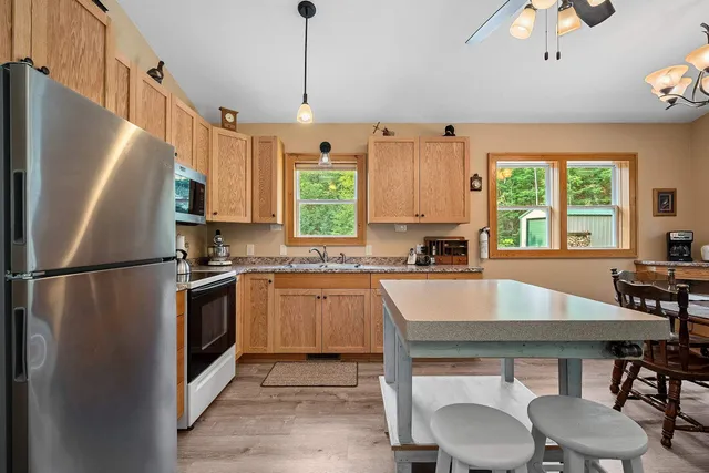 $405,000 | W6380 County Road K, Amberg, WI 54102