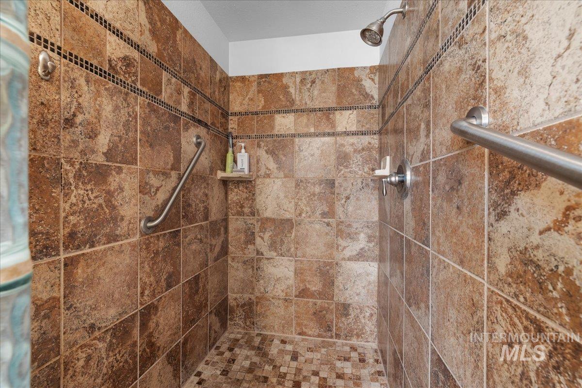 5757 South Cole Road Boise, ID 83709 - Photo 21 of 49