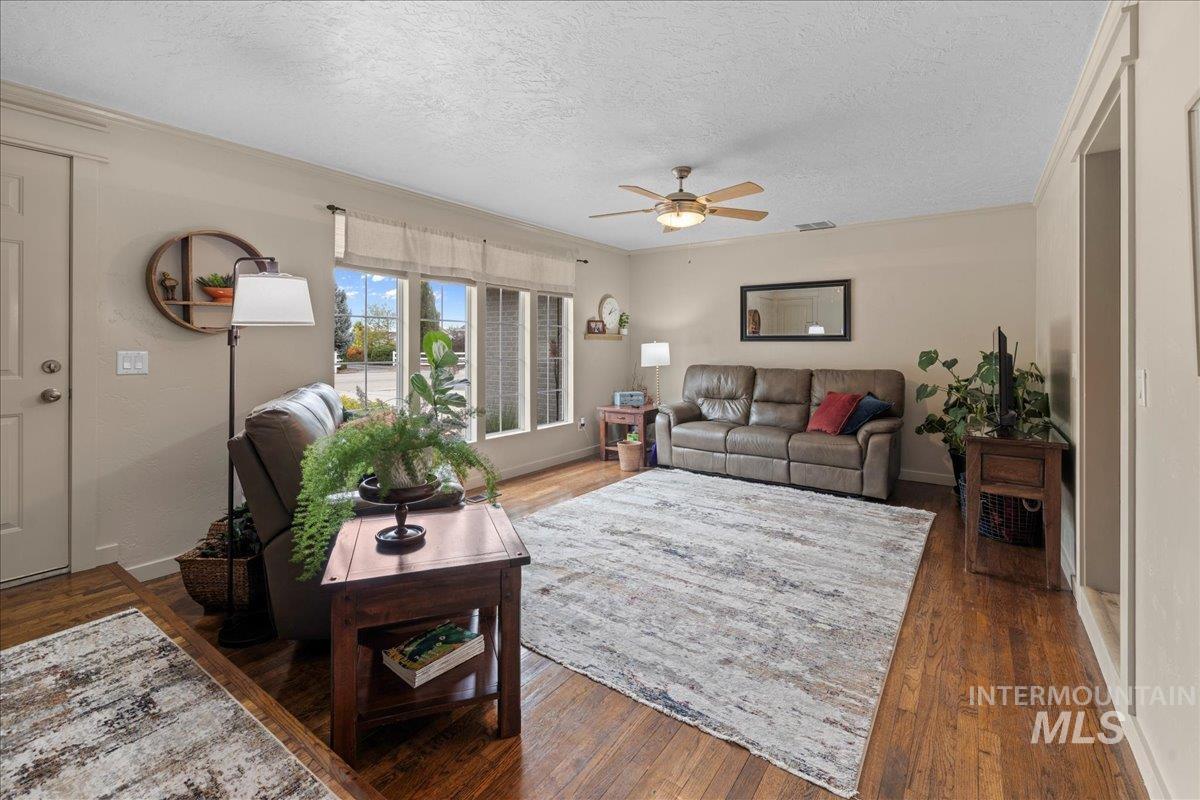 5757 South Cole Road Boise, ID 83709 - Photo 5 of 49