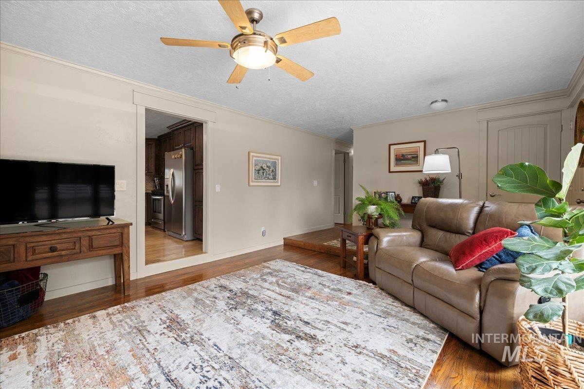 5757 South Cole Road Boise, ID 83709 - Photo 7 of 49