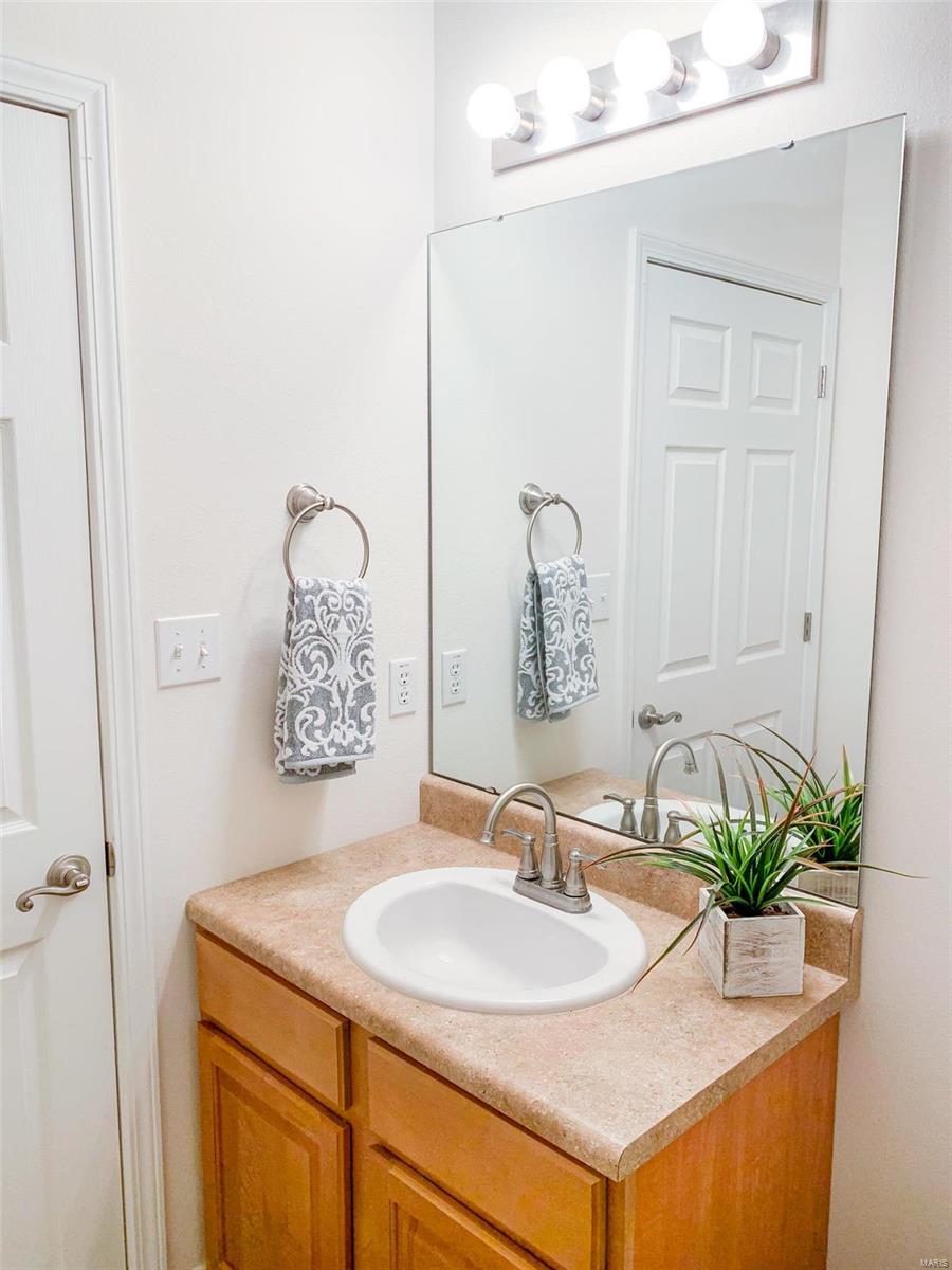 1330 Three Rivers Drive O'Fallon, IL 62269 - Photo 31 of 69 Gallery Image 31