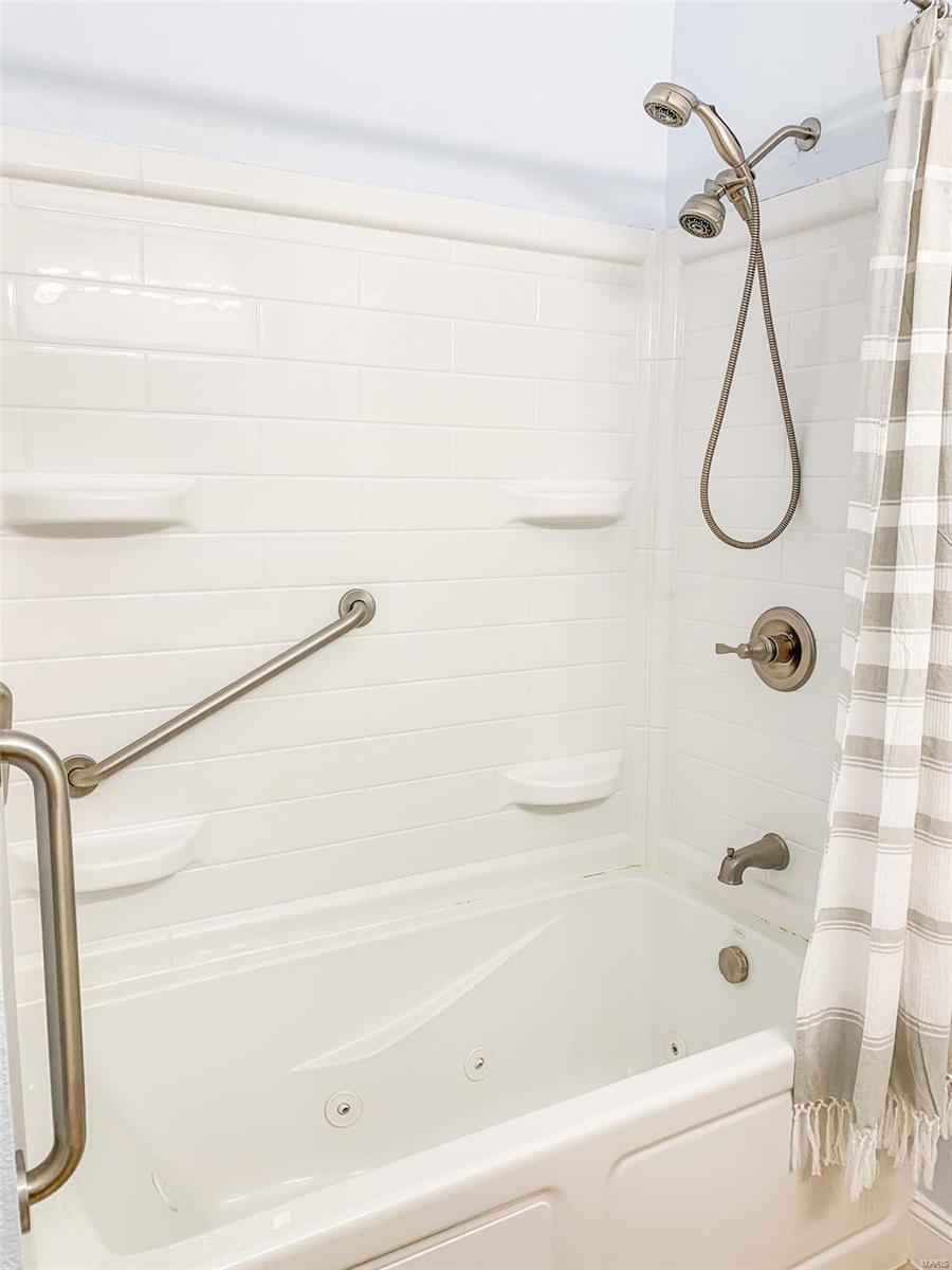 1330 Three Rivers Drive O'Fallon, IL 62269 - Photo 40 of 69 Gallery Image 40