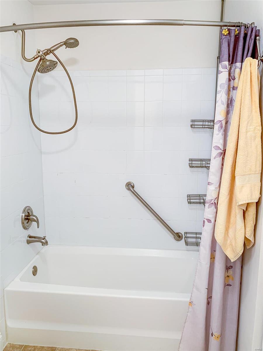 1330 Three Rivers Drive O'Fallon, IL 62269 - Photo 52 of 69 Gallery Image 52