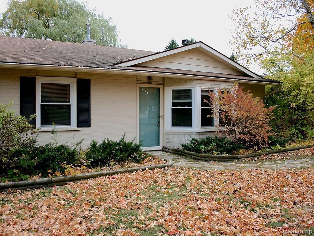 29000 Marvin Road Farmington Hills, MI 48331 - Photo 3 of 26