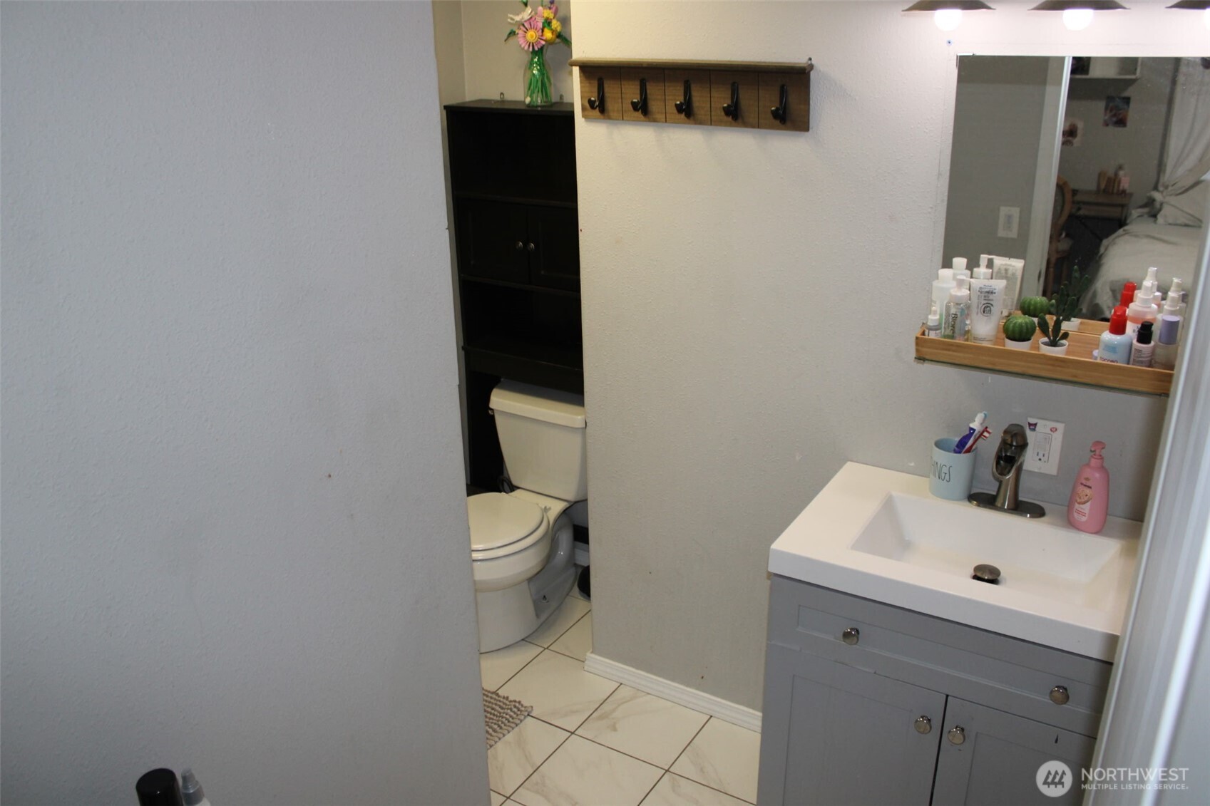 415 Lakeview Road, Unit B1 Lynnwood, WA 98087 - Photo 26 of 31