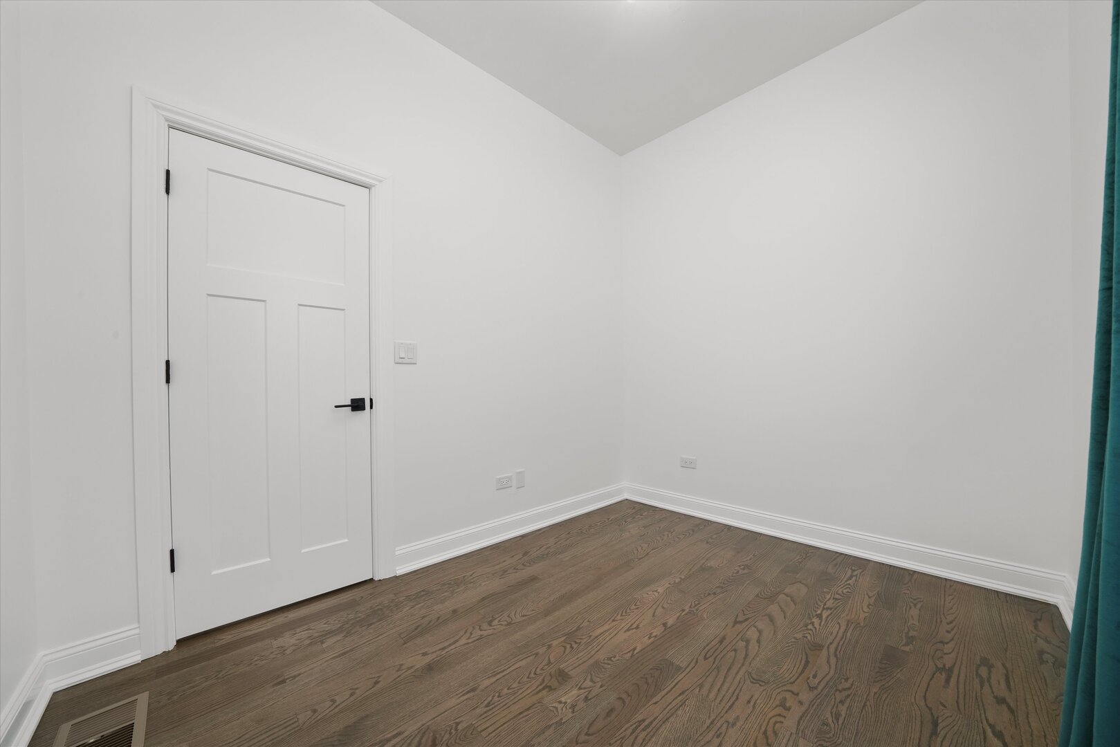 1810 South Ridgeway Avenue Chicago, IL 60623 - Photo 21 of 50 Gallery Image 21
