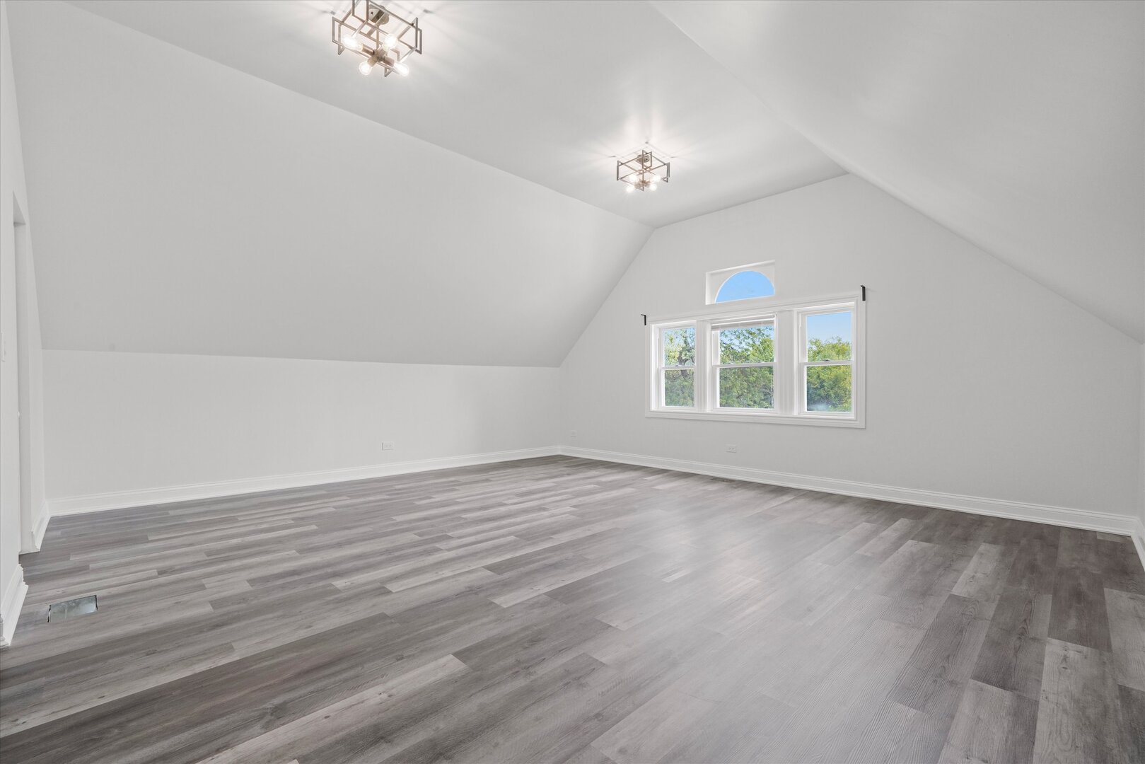 1810 South Ridgeway Avenue Chicago, IL 60623 - Photo 35 of 50 Gallery Image 35