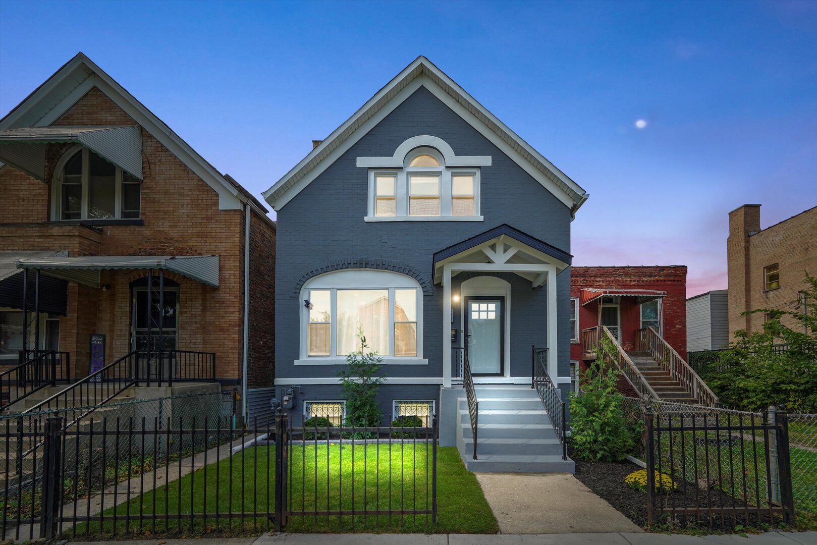 1810 South Ridgeway Avenue Chicago, IL 60623 - Photo 4 of 50 Gallery Image 4