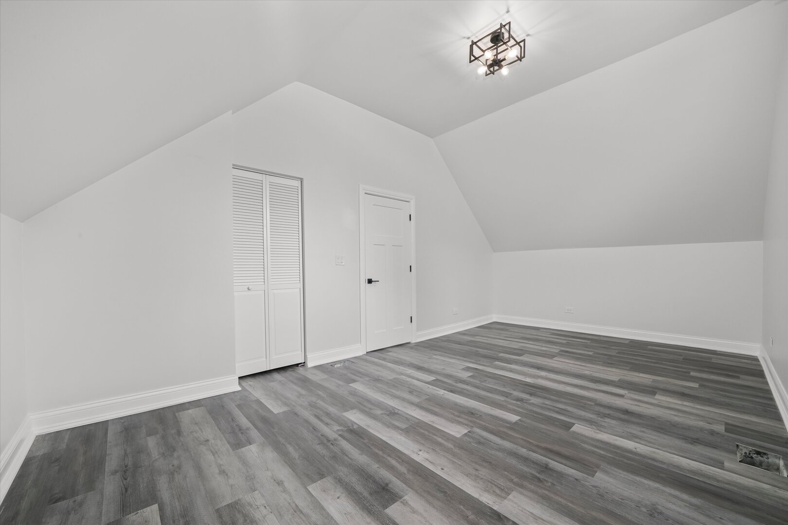 1810 South Ridgeway Avenue Chicago, IL 60623 - Photo 42 of 50 Gallery Image 42