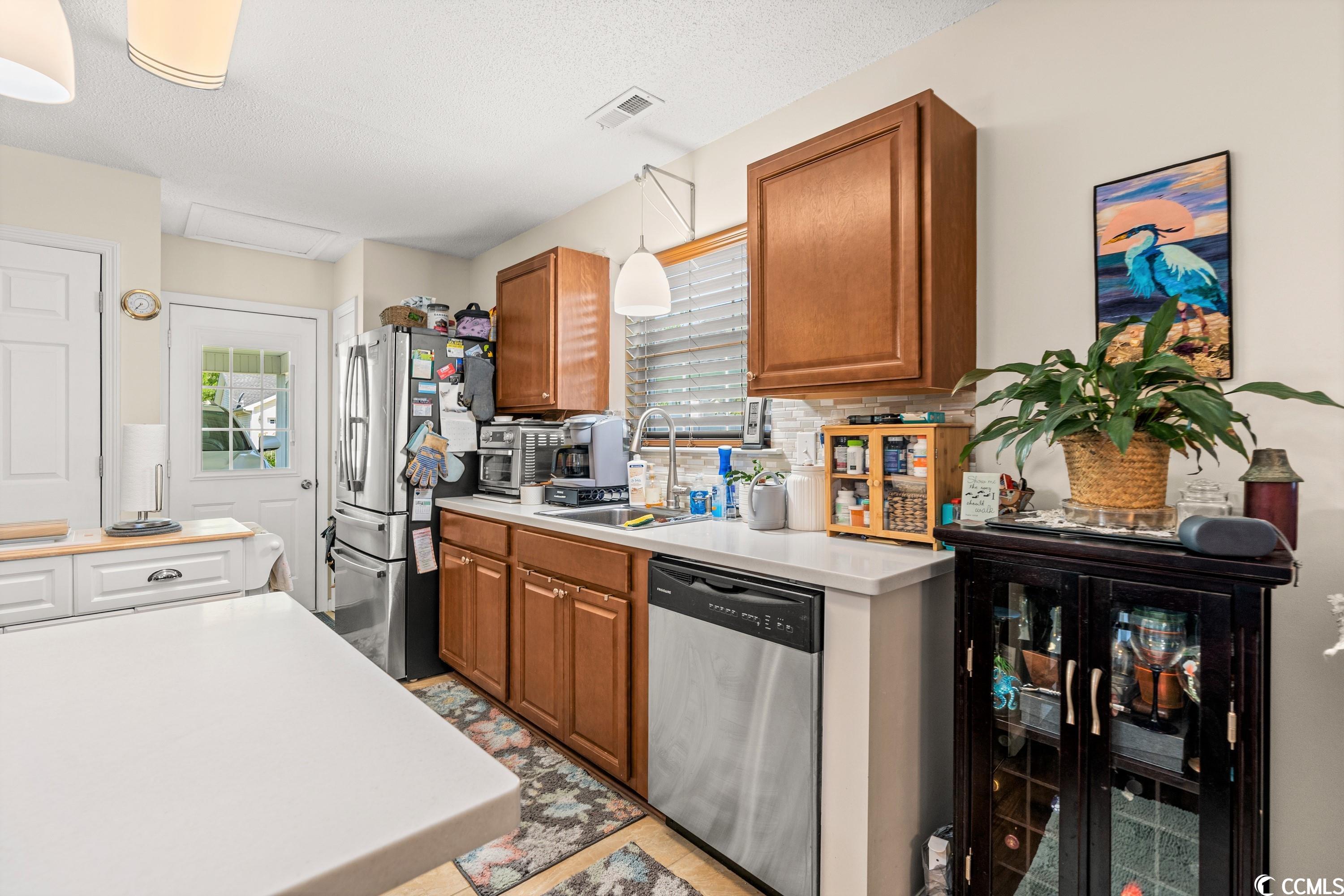8011 Cone Court Murrells Inlet, SC 29576 - Photo 8 of 20 Gallery Image 8