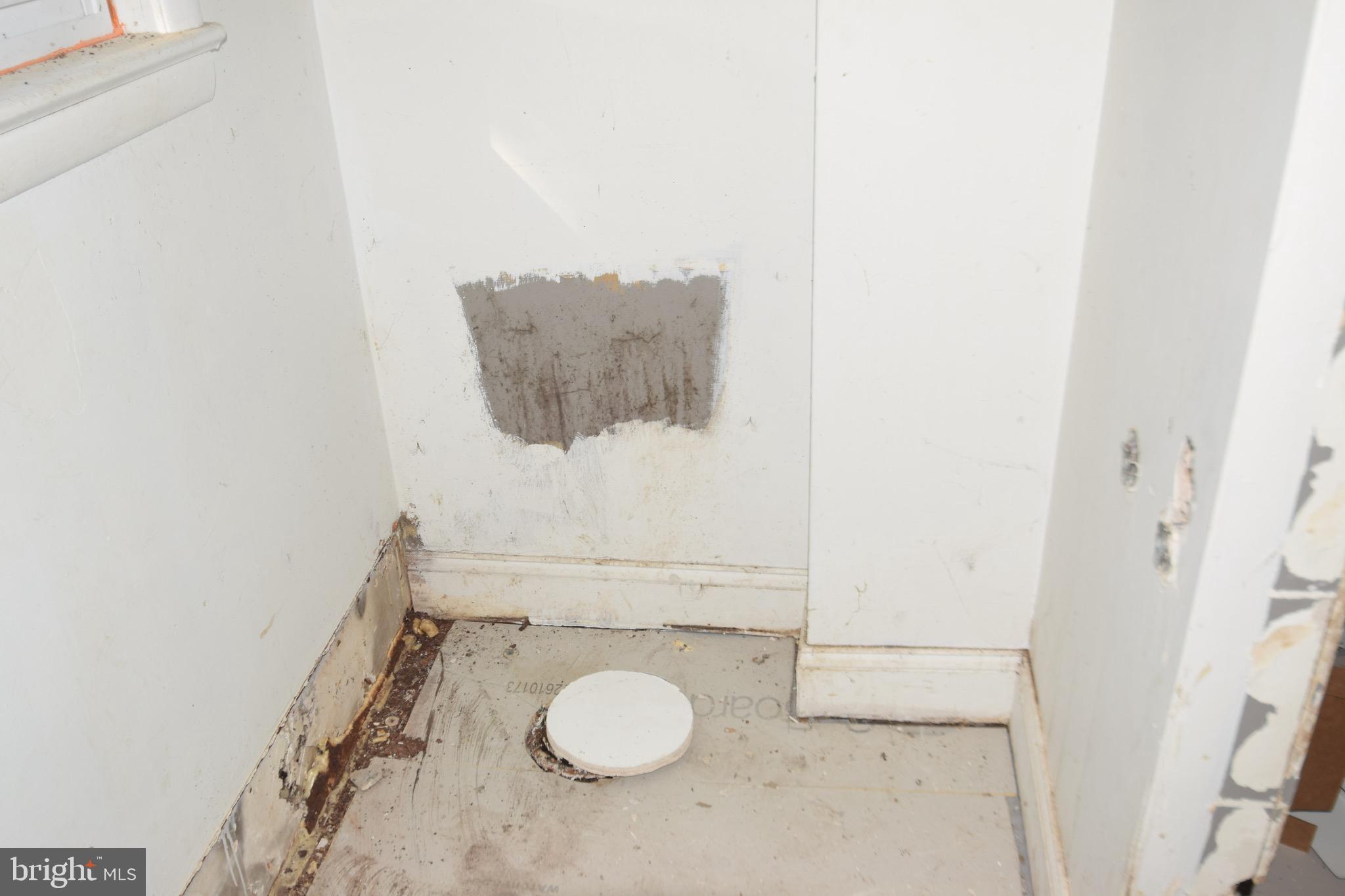 767 Ridge Road Telford, PA 18969 - Photo 25 of 33 Bathroom