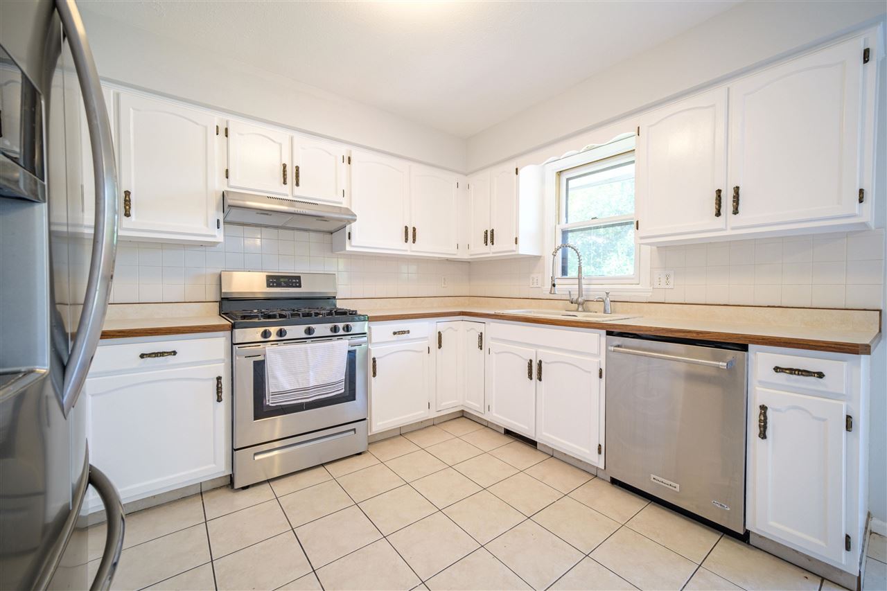 2922 Southbridge Road Rockford, IL 61114 - Photo 14 of 53 Gallery Image 14