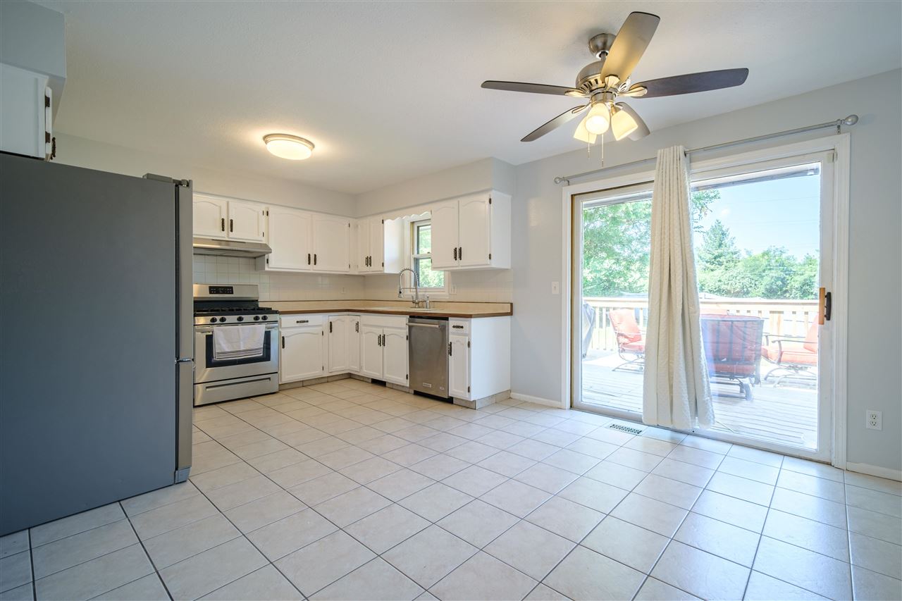 2922 Southbridge Road Rockford, IL 61114 - Photo 10 of 53 Gallery Image 10