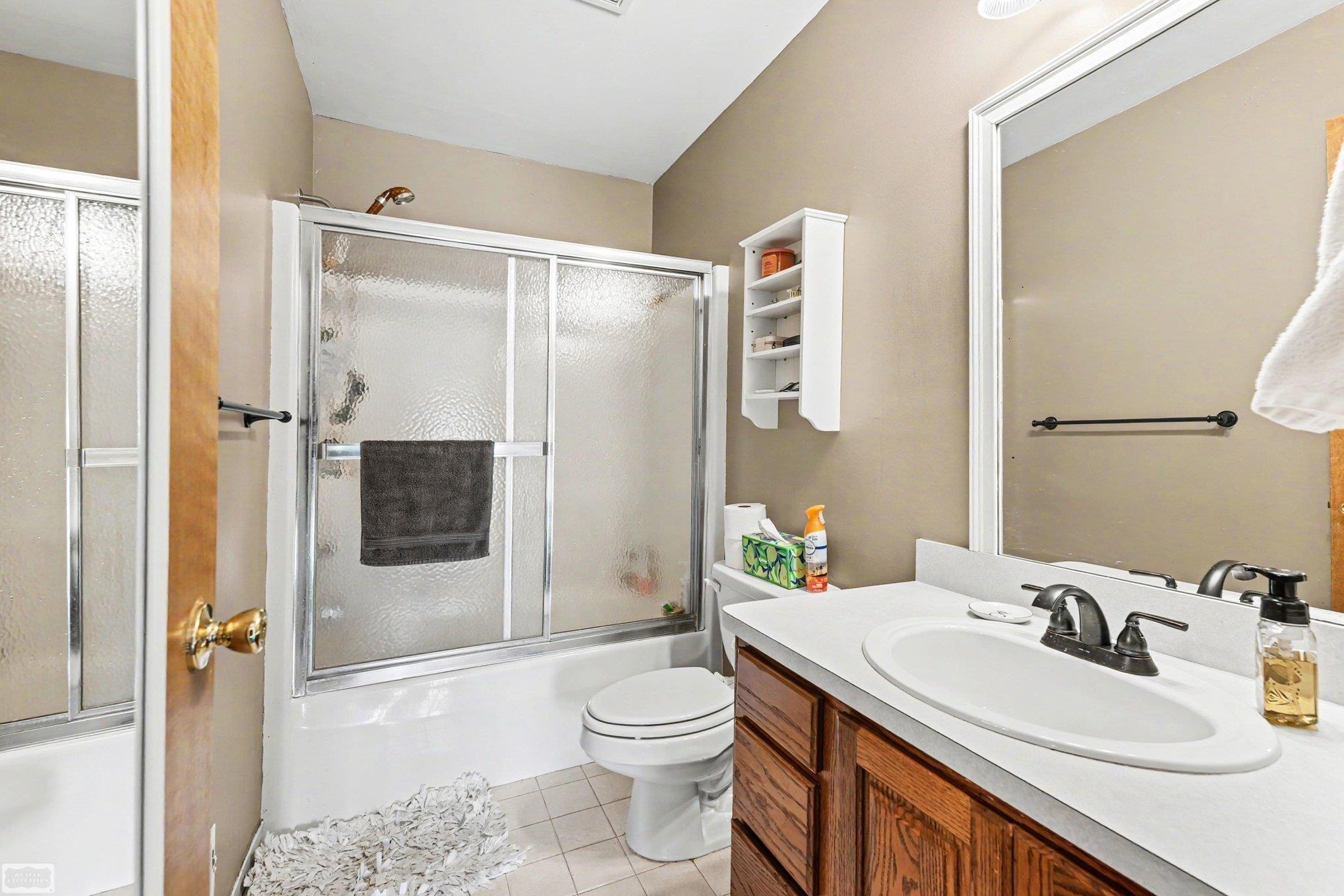 12525 Metcalf Road Emmett, MI 48022 - Photo 17 of 26