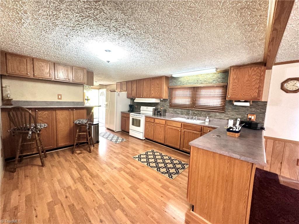 194 Guilford Road Harmony, NC 28634 - Photo 13 of 37 Gallery Image 13