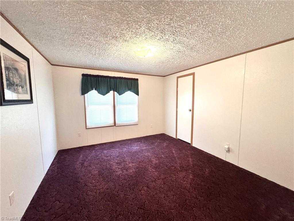 194 Guilford Road Harmony, NC 28634 - Photo 10 of 37 Gallery Image 10