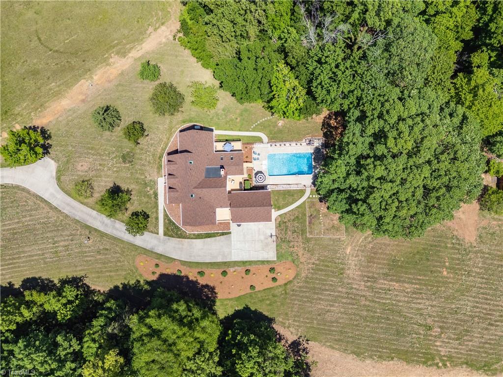 1642 Rhodes Loop Madison, NC 27025 - Photo 41 of 50