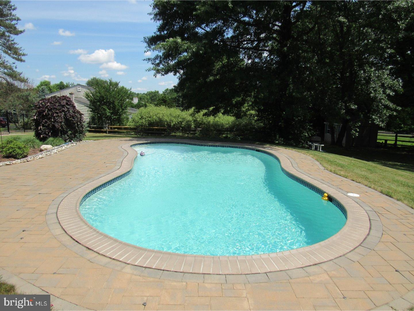 48 Deerpath Road Chalfont, PA 18914 - Photo 17 of 20 Gallery Image 17