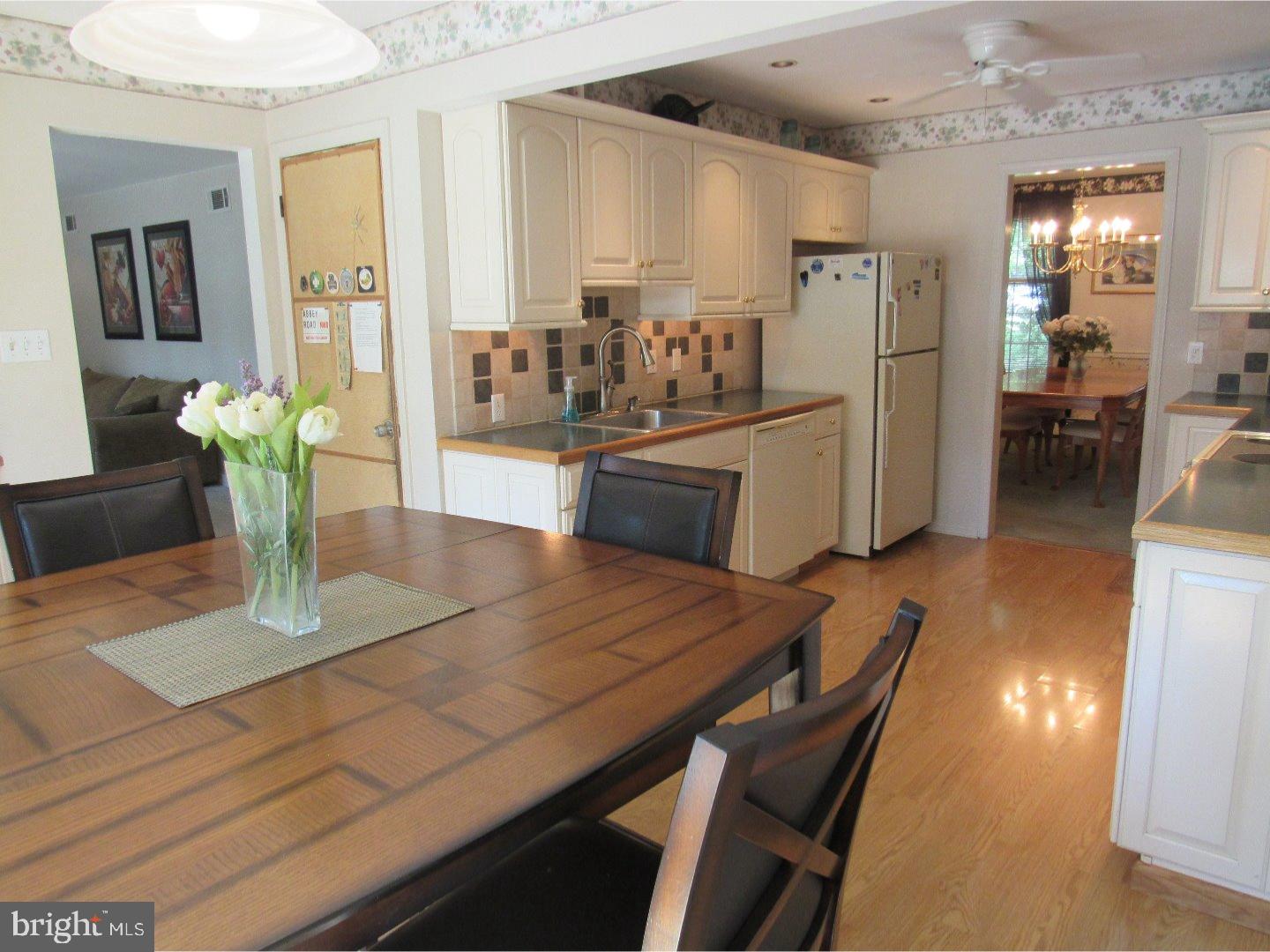 48 Deerpath Road Chalfont, PA 18914 - Photo 6 of 20 Gallery Image 6