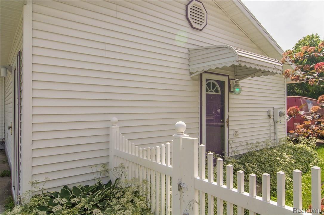 5499 Liberty Bell Road Grand Blanc, MI 48439 - Photo 44 of 45 DSC_6757.jpg