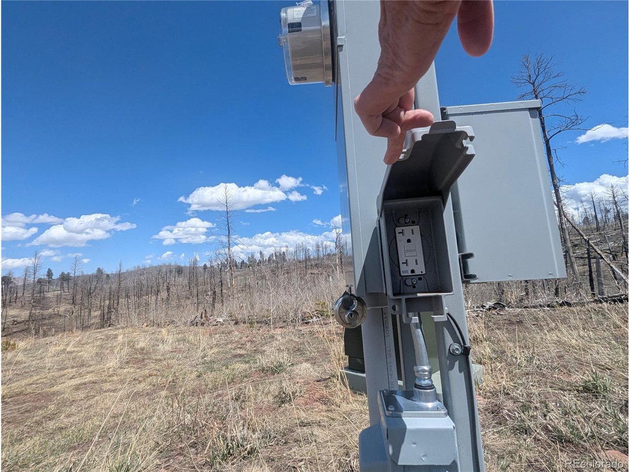 904 Forbes Park Road Fort Garland, CO 81133 - Photo 12 of 16 a view of a fireplace