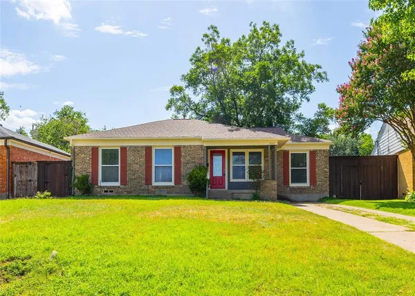 $2,500 | 2007 Bradford Street, Irving, TX 75061