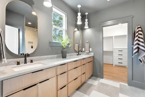 $920,000 | 561 Watsonwood Drive, Nashville, TN 37211