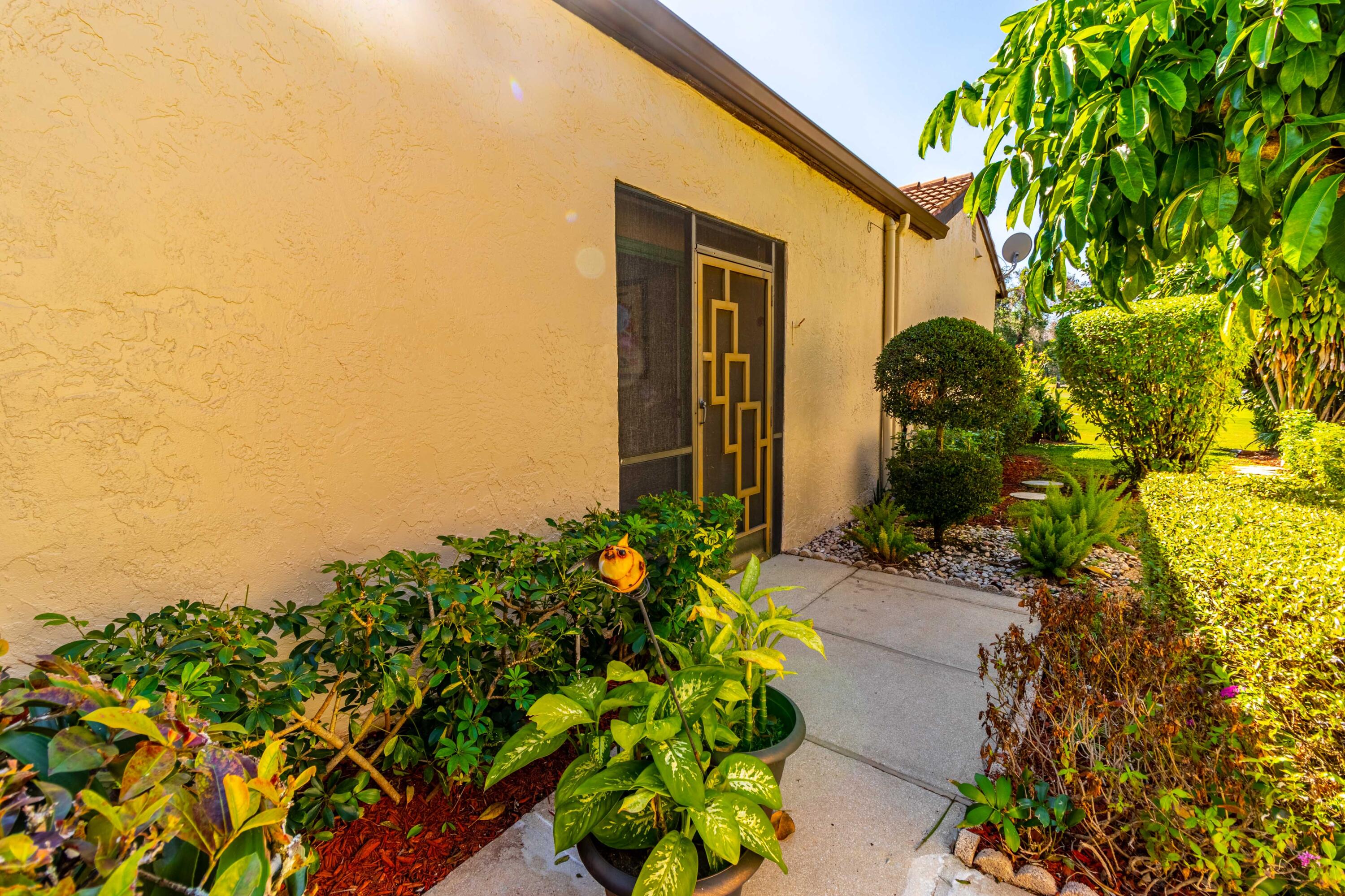 21786 Cypress Drive, Unit 23B Boca Raton, FL 33433 - Photo 39 of 47 IMG_2408-HDR
