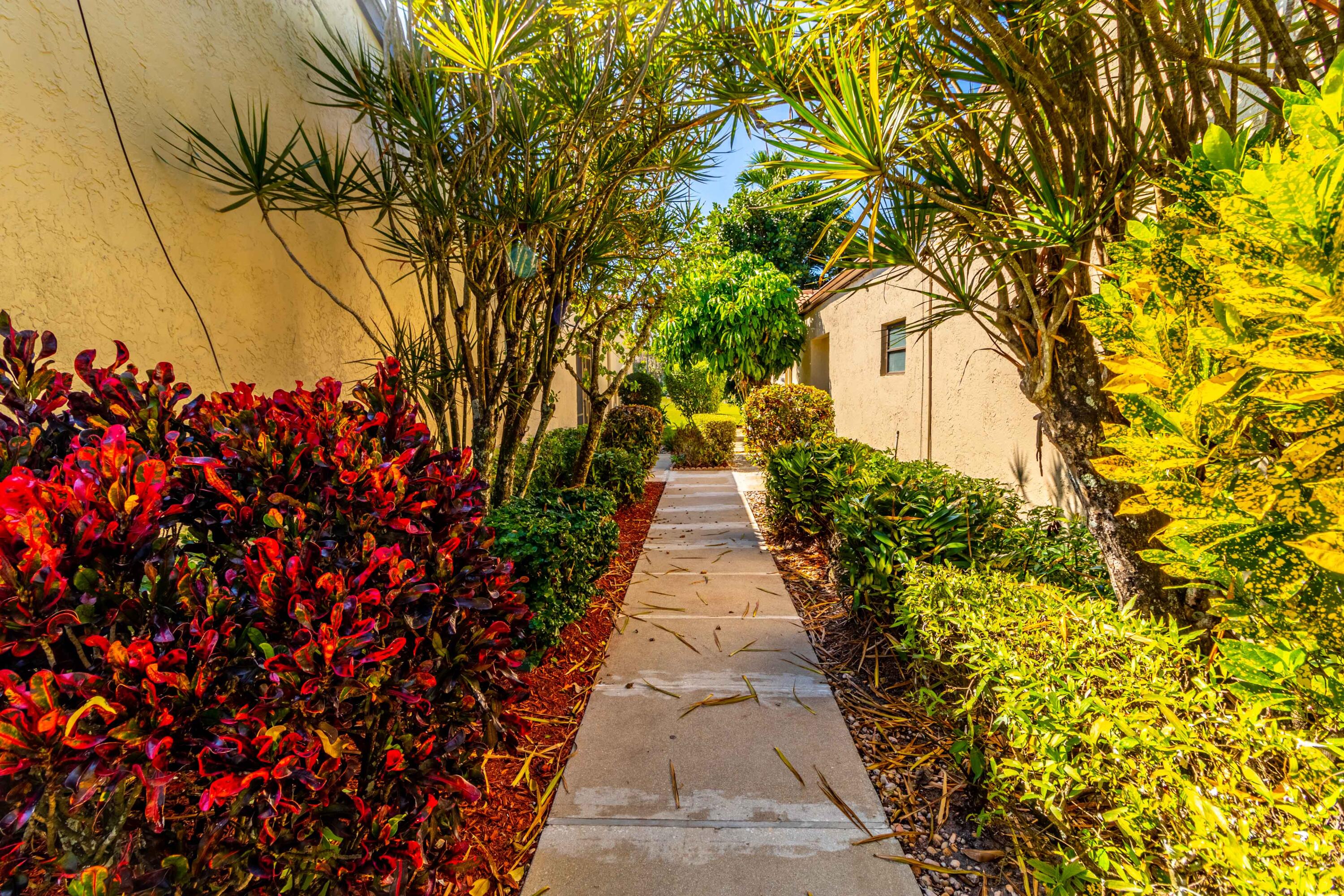 21786 Cypress Drive, Unit 23B Boca Raton, FL 33433 - Photo 40 of 47 IMG_2413-HDR