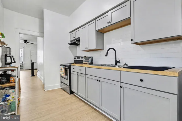 a room with a bed and a table