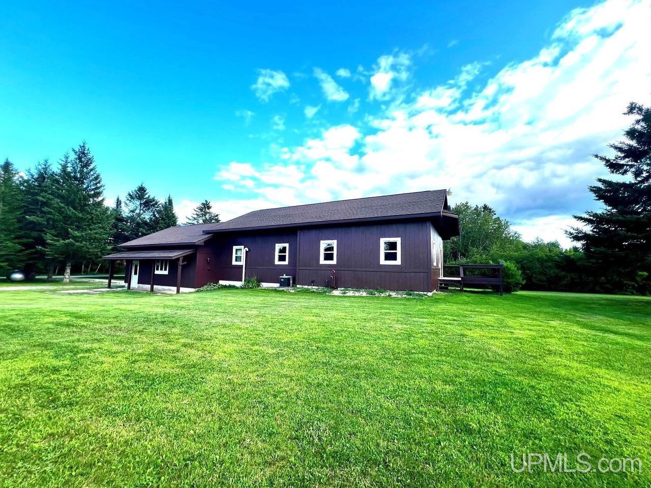 W7522 Swanson 24.5 Road Daggett, MI 49821 - Photo 5 of 27 Gallery Image 5