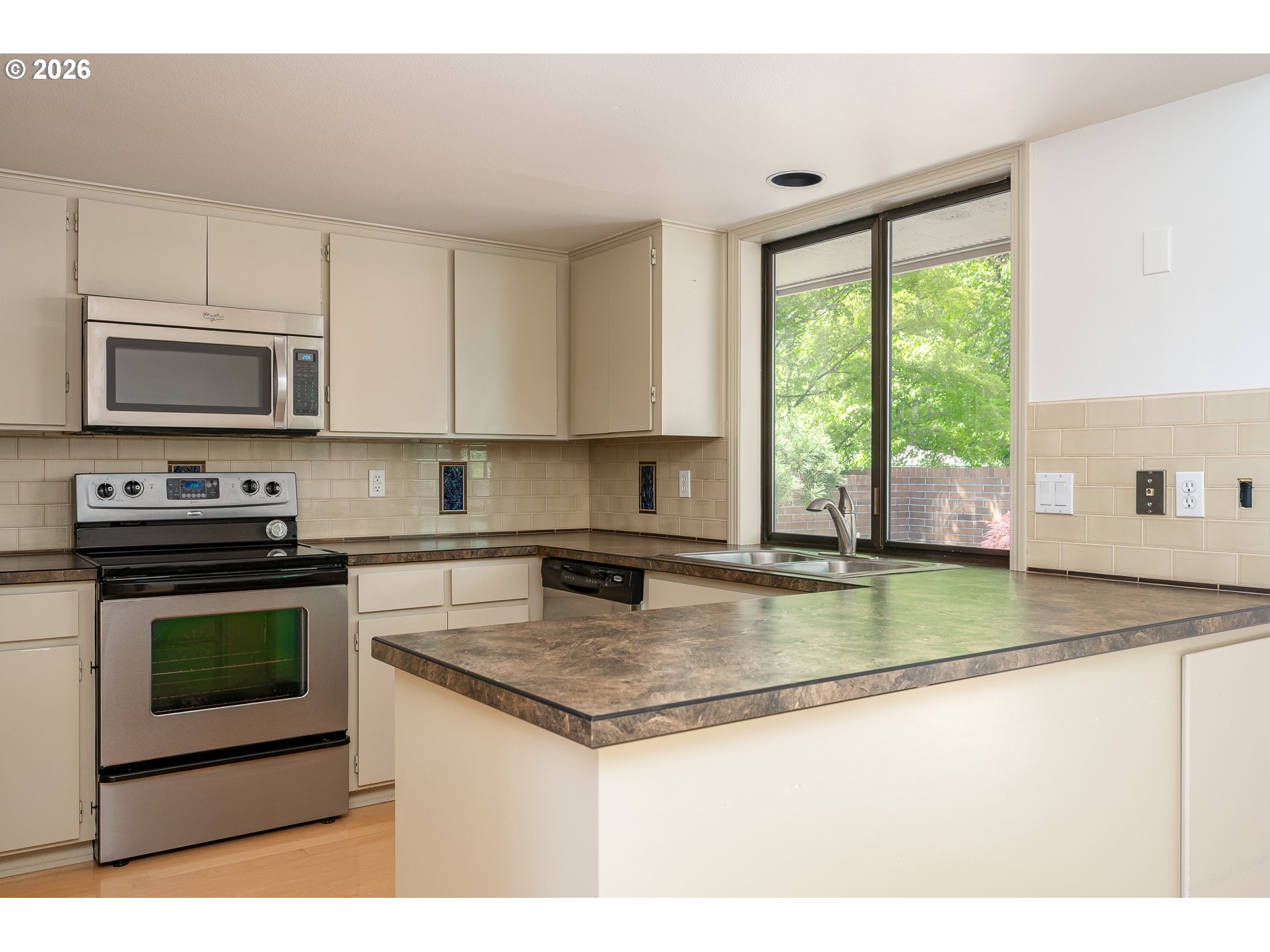 31685 Southwest Old Farm Road Wilsonville, OR 97070 - Photo 23 of 48 Gallery Image 23