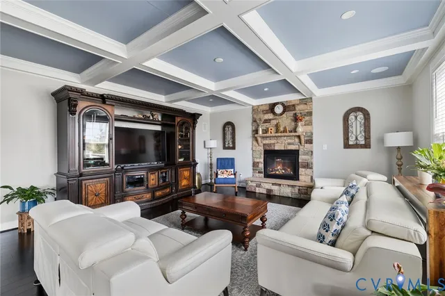 a bathroom with a toilet